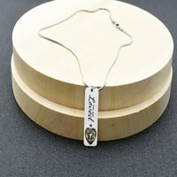 Inspiráló függőleges bár nyaklánc, amelyet Swarovski készített rózsaszín dobozban