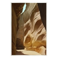 Stupell Industries Sandy Desert Cliffs Békés Száraz Kanyon Tájfestés Festés Keret nélküli Művészeti Nyomtatási Wall