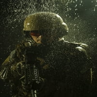 Zöldsapkás amerikai hadsereg különleges erők csoport katona az esőben. Poszter nyomtatás Oleg Zabielin Stocktrek Images